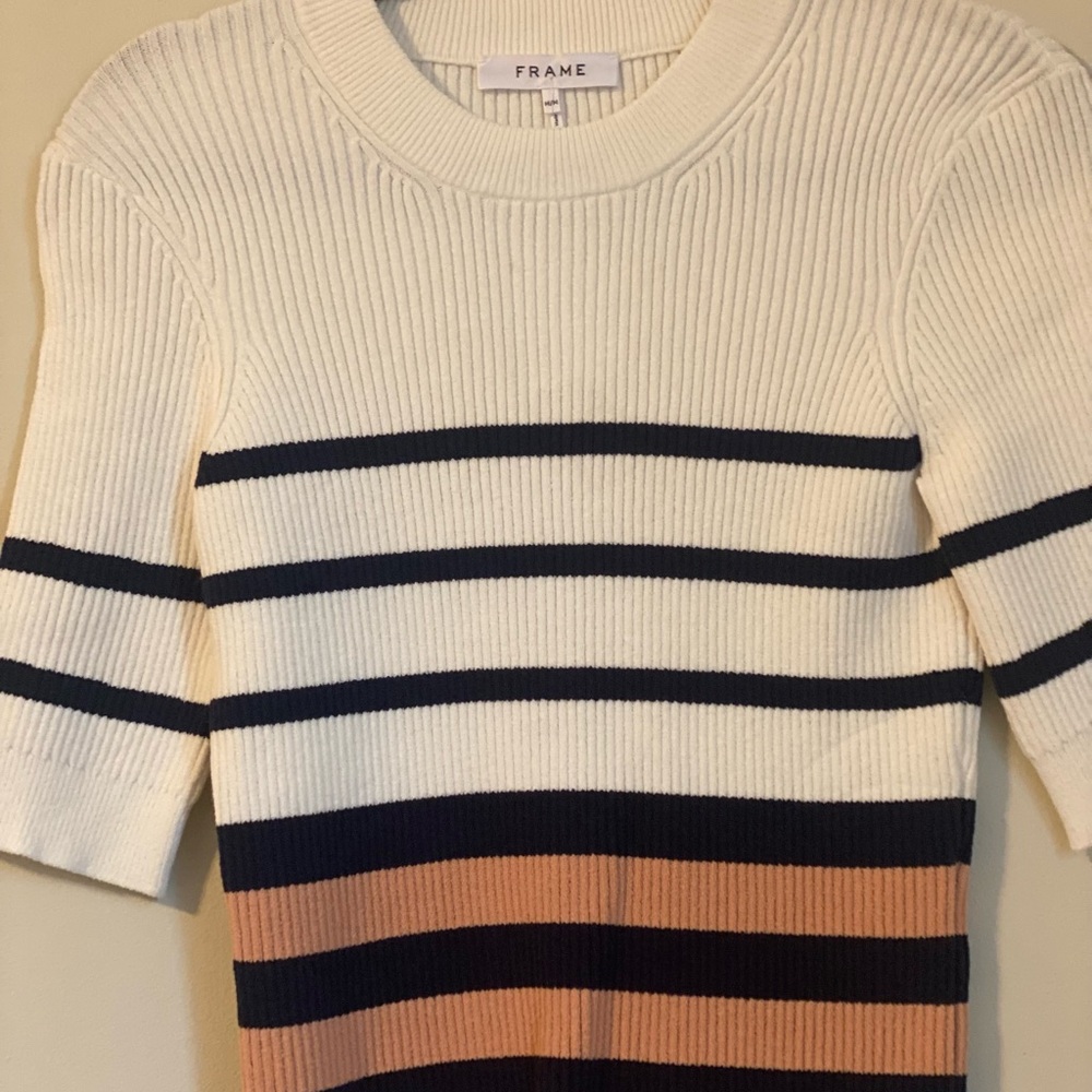 Frame Short Sleeve Ribbed Sweater Size Medium - Picture 4 of 10